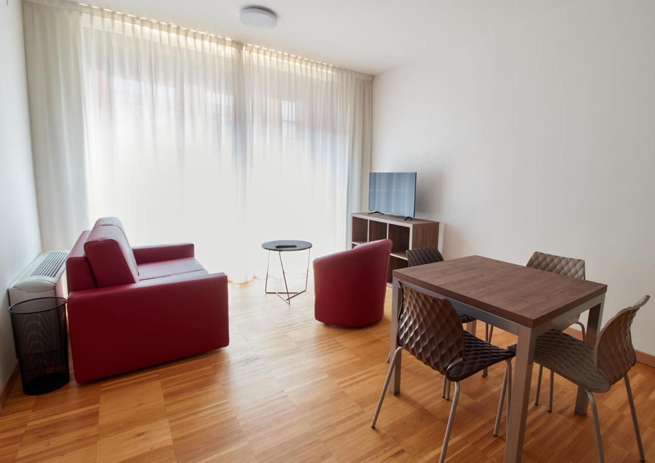 Piazza Lira Schio Residence Екстериор снимка