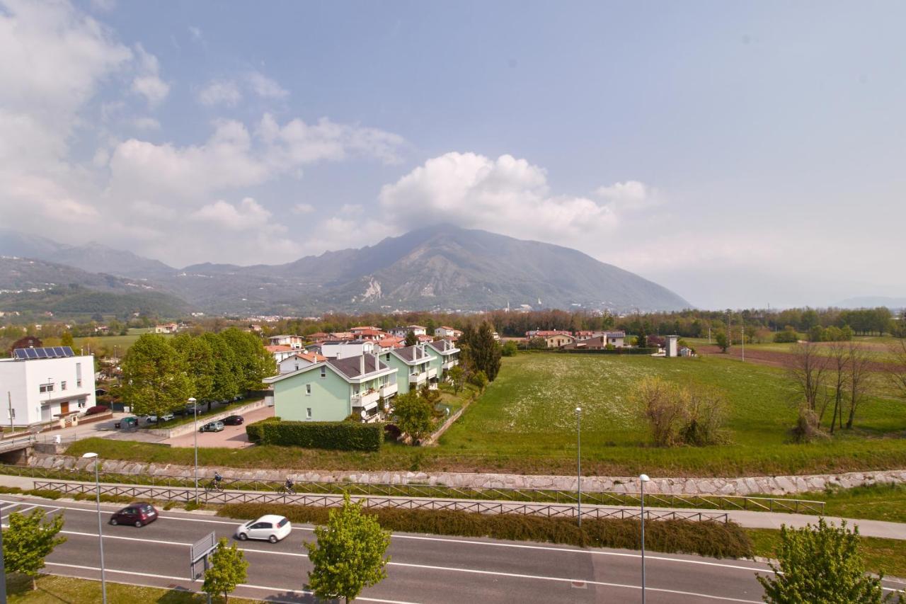 Piazza Lira Schio Residence Екстериор снимка