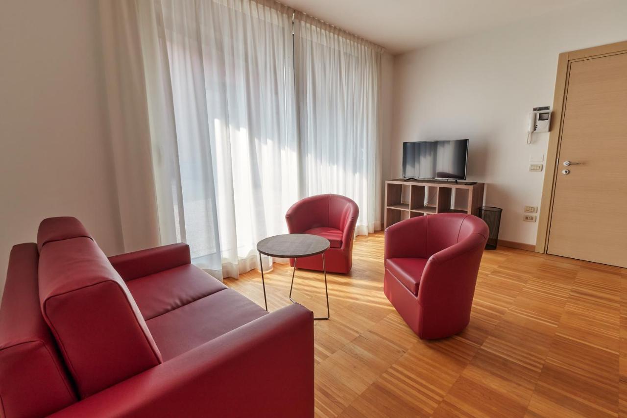 Piazza Lira Schio Residence Екстериор снимка