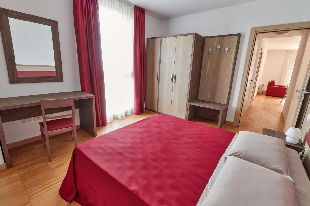 Piazza Lira Schio Residence Екстериор снимка